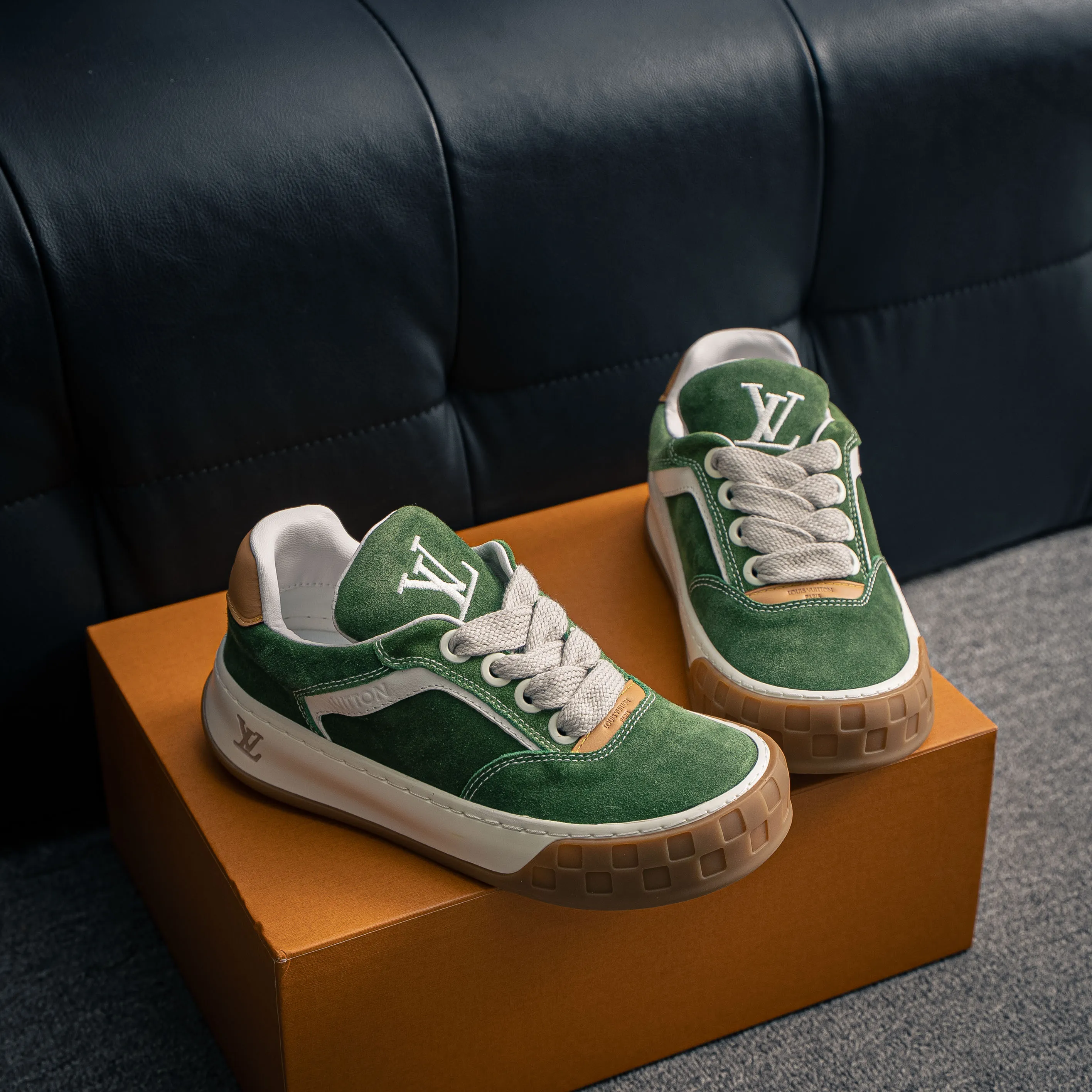# Premium -- LOUIS VUITTON Tilted Series｜2026 LV Tilted Low Sneakers Series Low-Top Retro